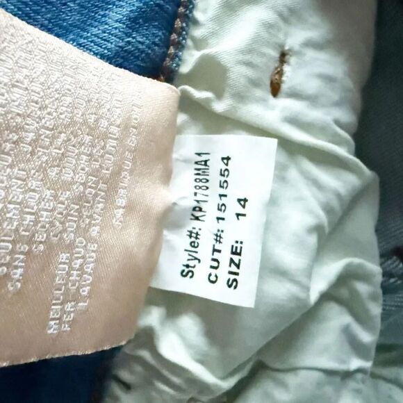 KUT FROM THE KLOTH | Catherine High Rise Crop Straight Leg Light Wash | Size 14 - Picture 8 of 8